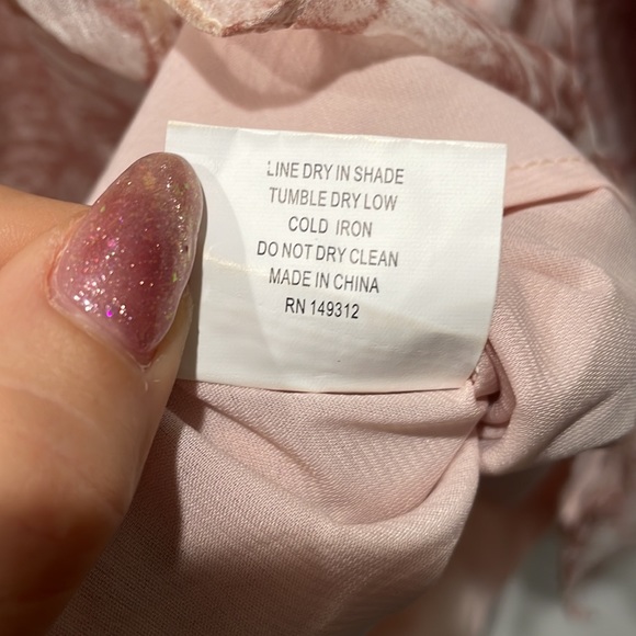 Dress - Picture 7 of 7